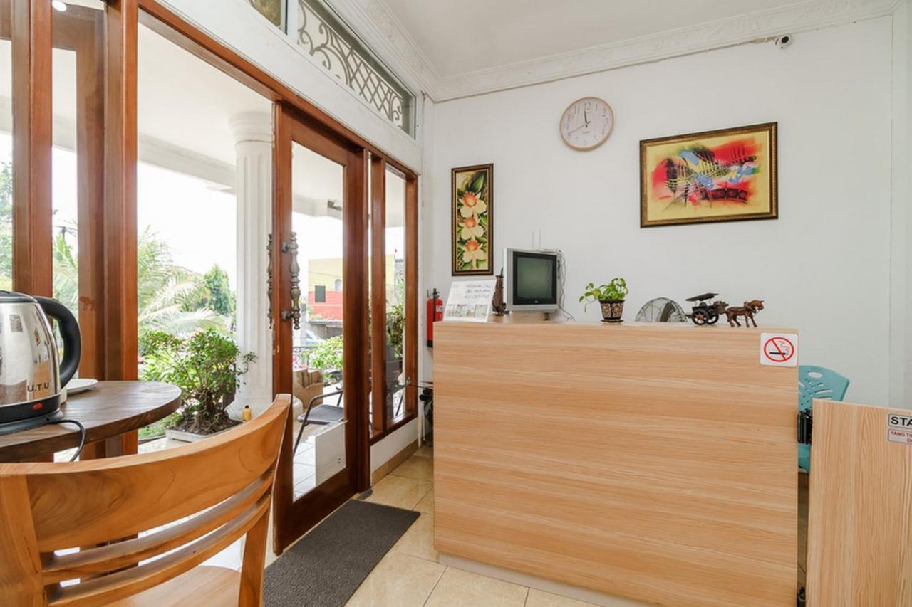 Reddoorz Syariah Near Lahat Station Экстерьер фото