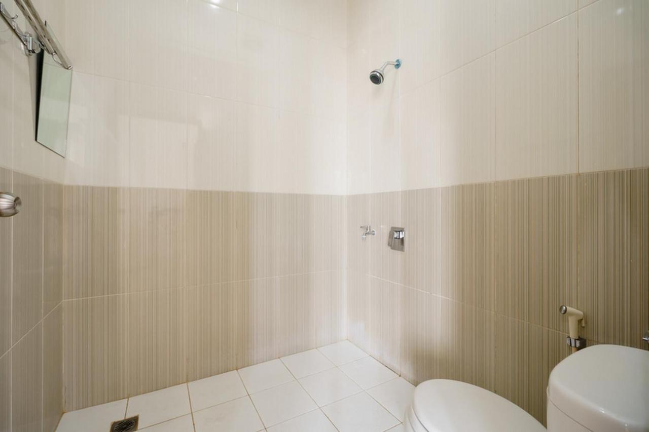Reddoorz Syariah Near Lahat Station Экстерьер фото